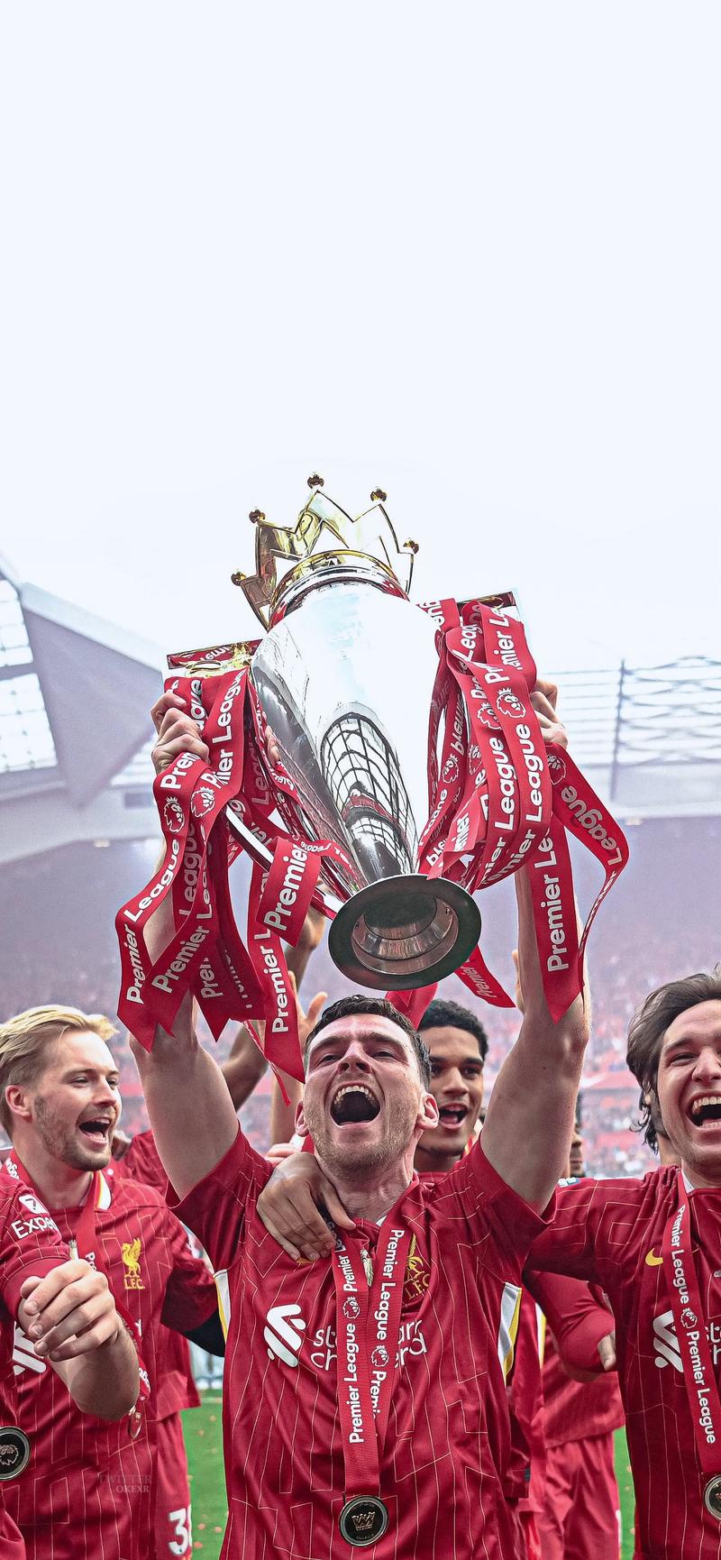 卡拉格怒喷萨拉赫8分钟，麦迪逊震惊脸：我现场看他开炮