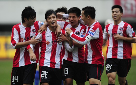 兰杜奇：上半场我们没拉开阵型宽度，踢得有点像一群小鸡