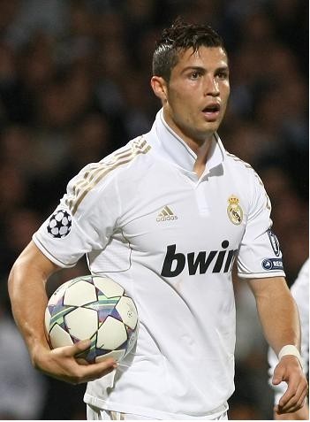 德天空：虽然桑乔愿意把薪水减半，但多特对签下他仍存疑虑