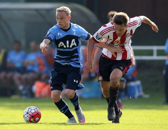 国米vs科莫首发：索默、泽林斯基先发，劳塔罗搭档图拉姆