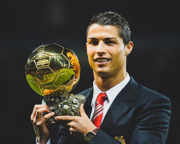 收官战主场对阵海港，英博向球迷发布文明观赛倡议书